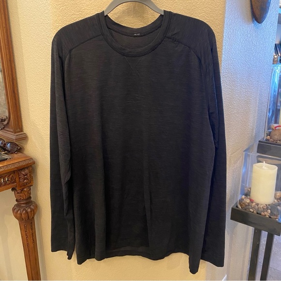LULULEMON Men Black Long Sleeve Athletic Shirt Size XXL - Picture 1 of 7